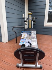 Total Gym FIT W/Wing Bars, DVDS, Pilates Bar, Squat Stand, Wall Chart