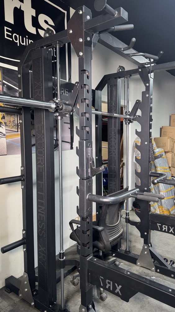 ExCore XR7 Commercial Grade Smith Machine With A Counterbalance Smith Bar