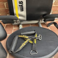 Total Gym FIT Chuck Norris Home Gym Resistance Training System AB CRUNCH DVDS