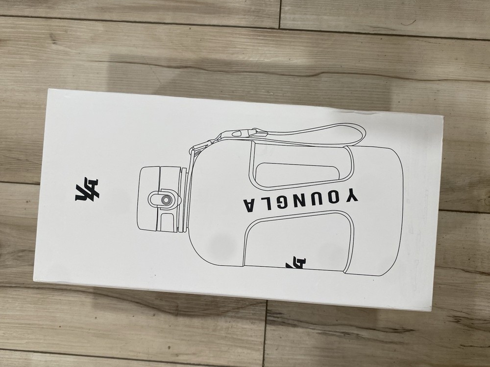 🔥🔥YoungLa Water Jug Great For Gym Or Hiking Black Brand New Very Nice! 🔥🔥