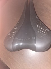 Vitesse Racing Road Mtn Universal Replacement Bicycle Bike Seat / Saddle Black